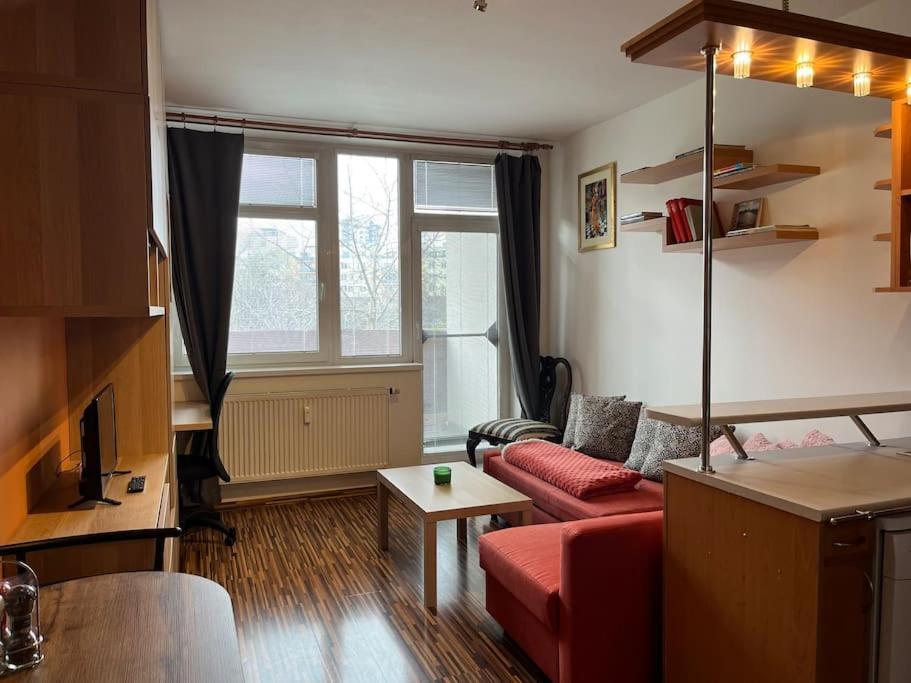 Praha 5 Barrandov- Apartman Daniela エクステリア 写真