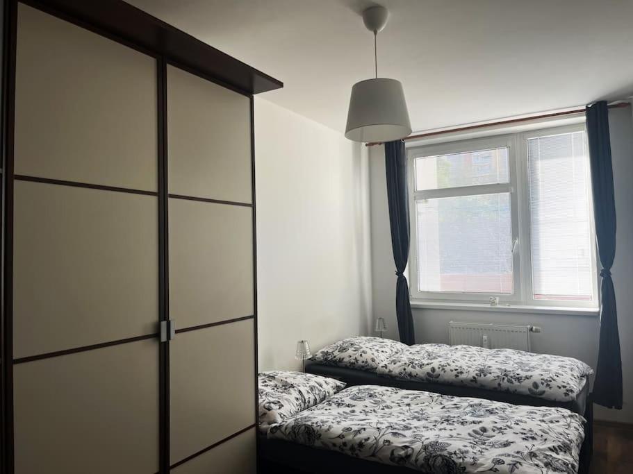 Praha 5 Barrandov- Apartman Daniela エクステリア 写真